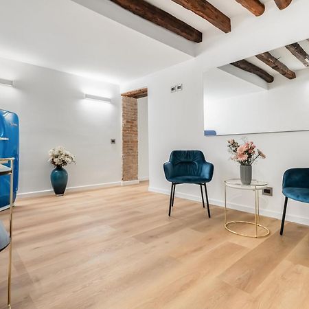 פלרמו Piazza Indipendenza Loft & Rooms מראה חיצוני תמונה