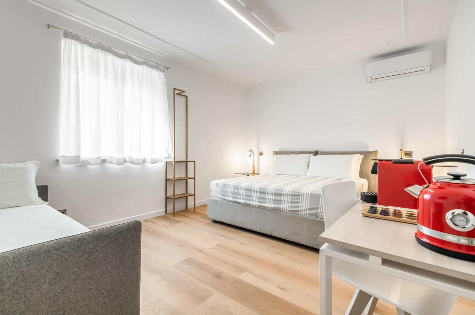 פלרמו Piazza Indipendenza Loft & Rooms מראה חיצוני תמונה